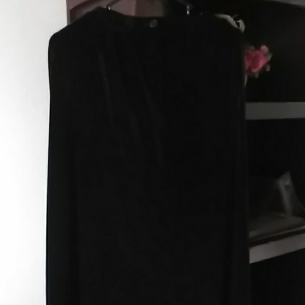 Long black skirt